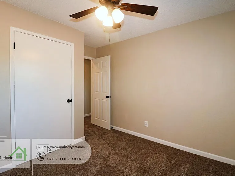 155 Mary Ln — Photo 18