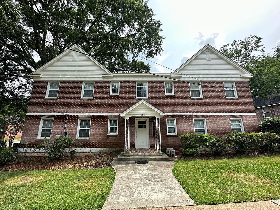 1st image of 557 Beverly Ct APT 6