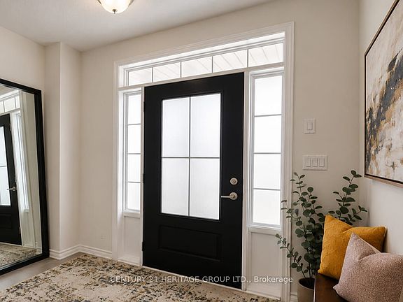 3rd image of 23 Crombie St