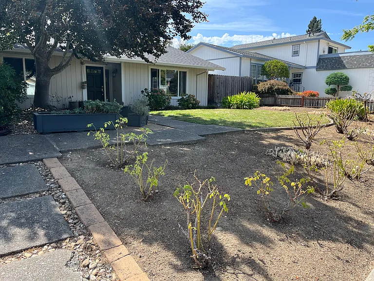 3321 Scenic Dr — Photo 1