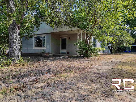5th image of 612 Mann Ave