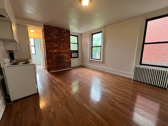 3rd image of 368 S Atlantic Ave APT 4