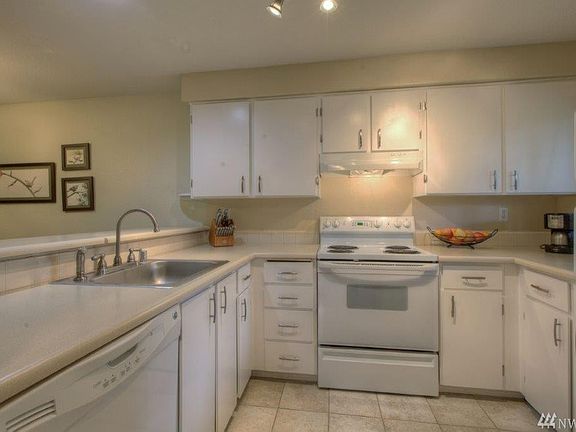 3rd image of 25120 98th Pl S Unit A103