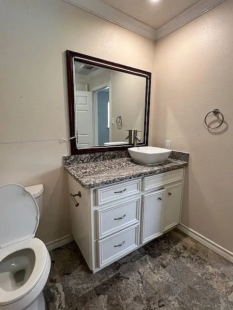 3 bed, 2.0 bath, 1285 sqft, $1,750 — Photo 4