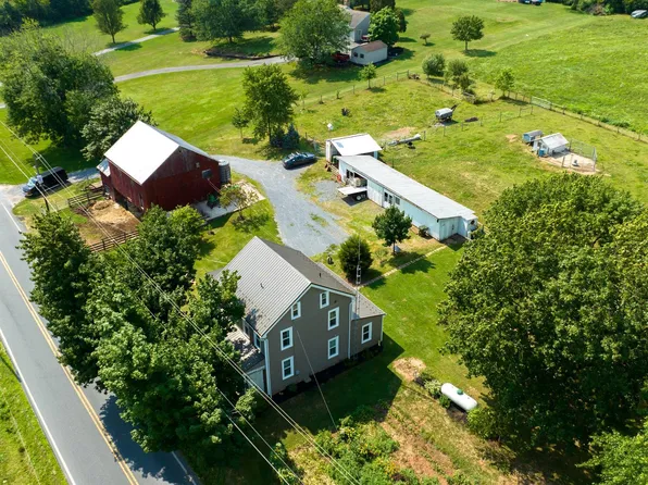 985 Smokestown Rd, Denver, PA 17517