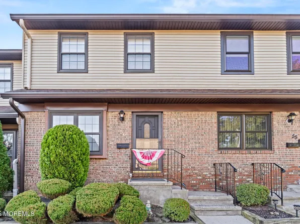 56 Village Green Way, Hazlet, NJ 07730