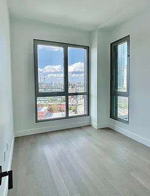 Rented by Voro New York | media 5