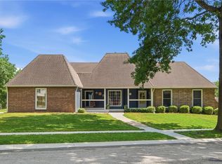 563 E 129th Ter, Kansas City, MO 64145
