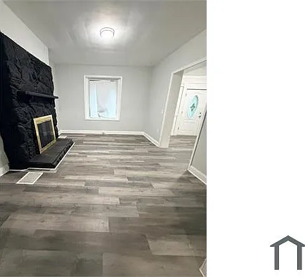 1052 Blackadore St — Photo 6