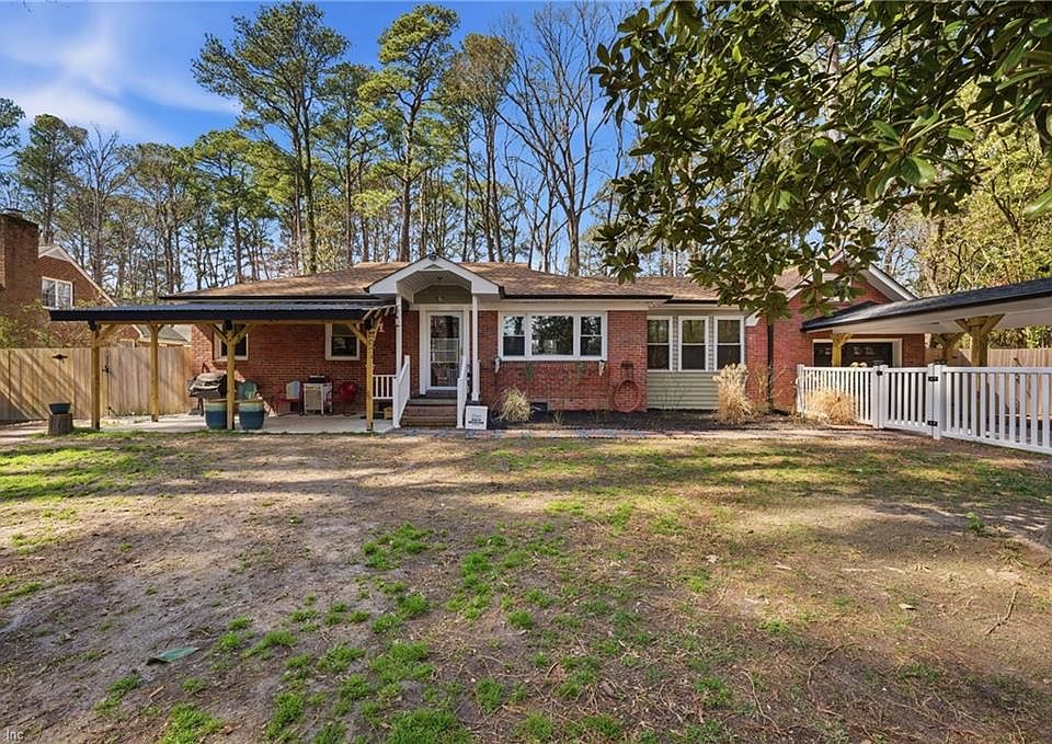 1st image of 824 E Sparrow Rd