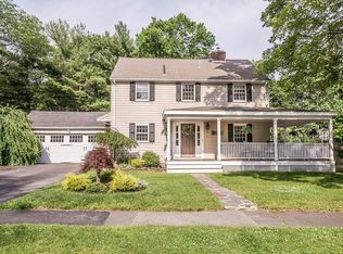 35 Avalon Rd, Reading, MA 01867