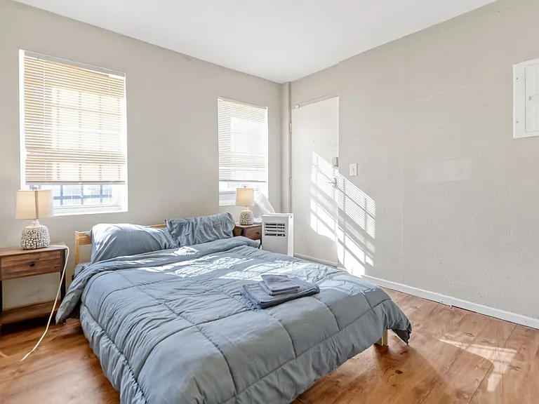 400 N Rose St #1 — Photo 9