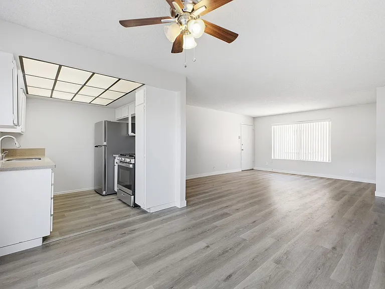 1701 Scott Rd #106 — Photo 5
