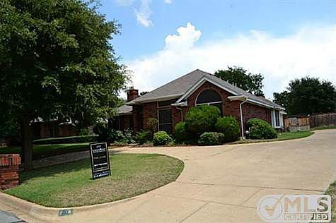 1st image of 3110 Peninsula Dr