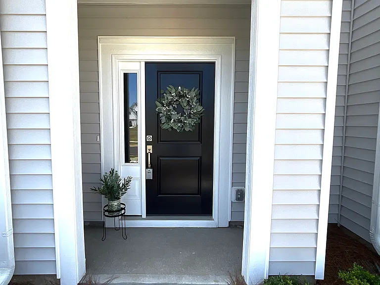 27 Pansy Park #230 — Photo 2
