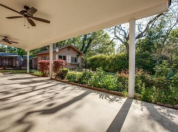 2nd image of 514 Aspen Dr
