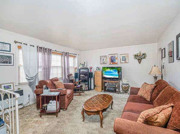 2421 West 1st Street image 15 of 30