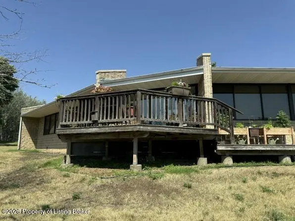 435 S Main Ave, Dickinson, ND 58601