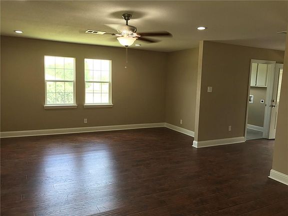 2nd image of 102 Danbury Dr
