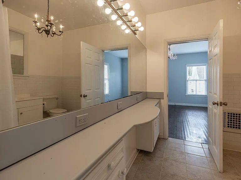 215 W Jessamine Ave — Photo 9