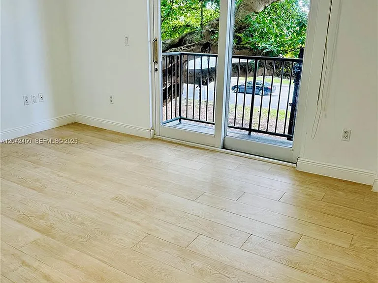 2701 SW 3rd Ave #301 — Photo 4