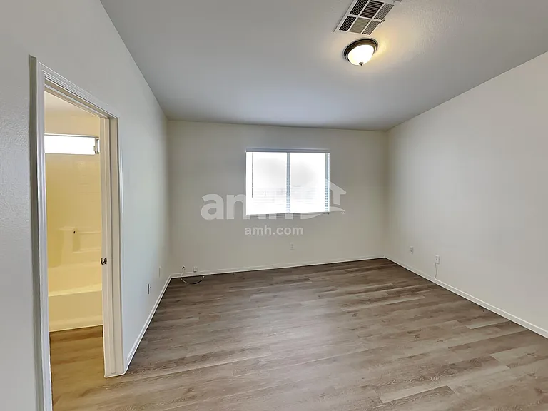 9395 Santa Fe Rose St — Photo 10