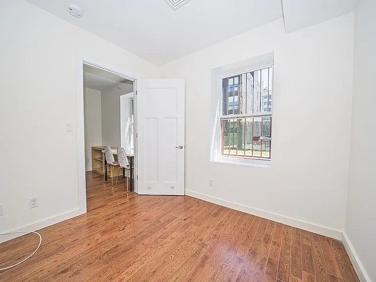 50 Jefferson St #1B — Photo 3