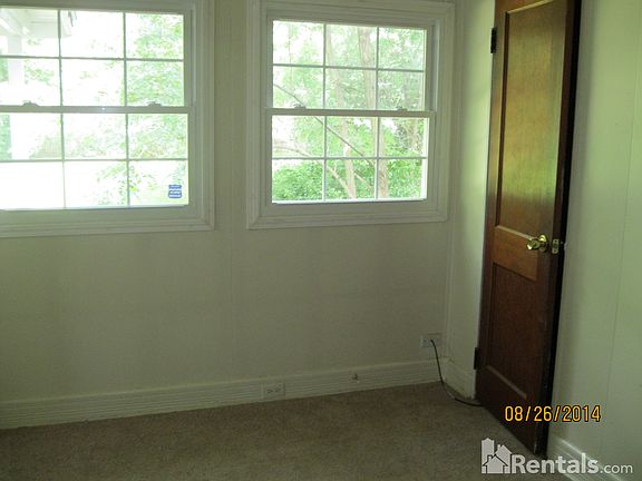 5th image of 2121 Bashford Manor Ln