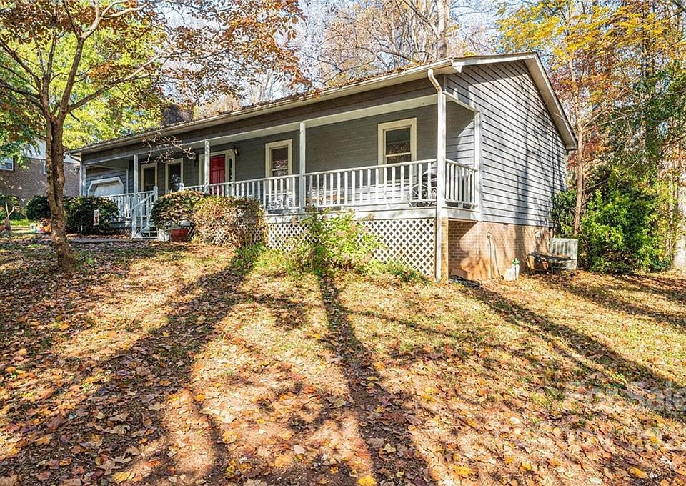 1516 Old Carriage Dr, Newton, NC 28658 Zillow