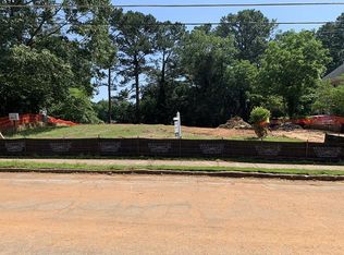 2480 Pangborn Cir, Decatur, GA 30033