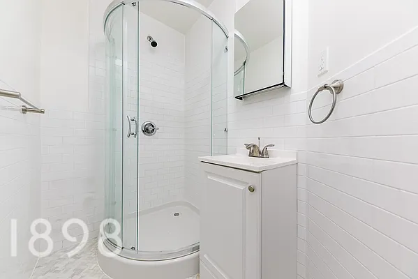 Rented by A&E Real Estate Management | media 5