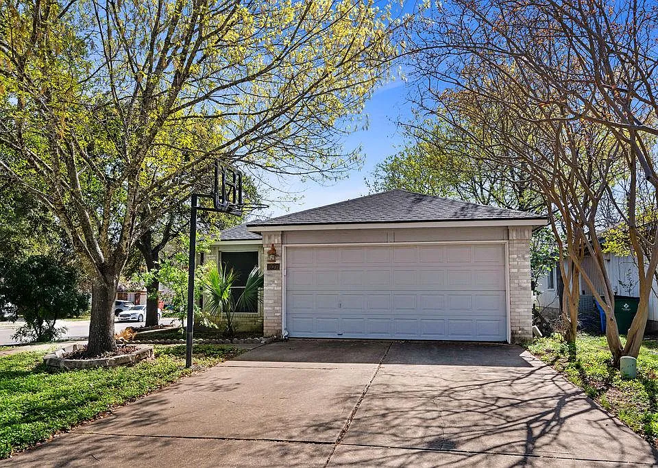 1001 Apple Cross Dr
