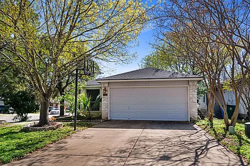 1001 Apple Cross Dr Photo 1