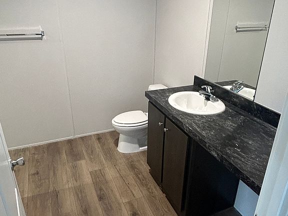 2nd image of 171 Sierra Cir