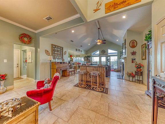 4th image of 2913 San Gabriel Dr