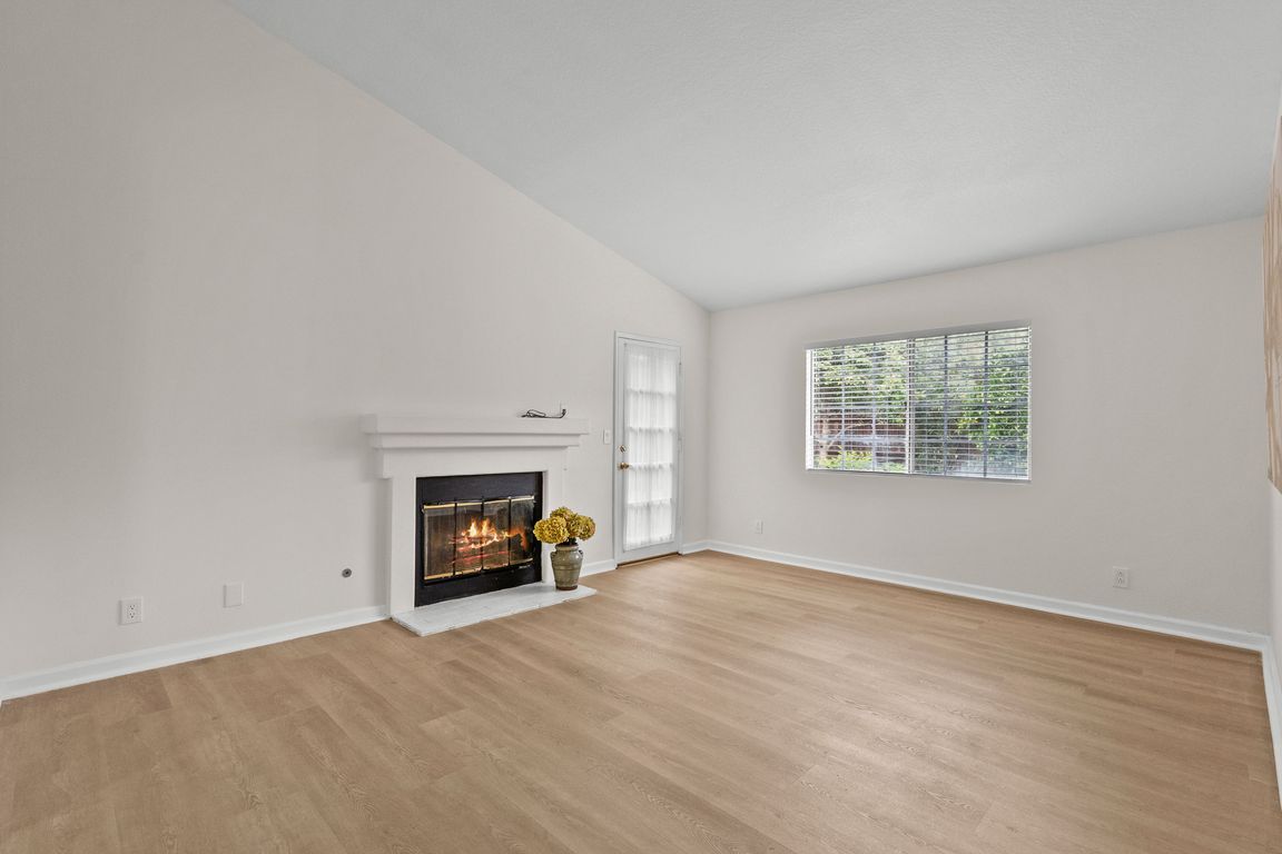 next background image