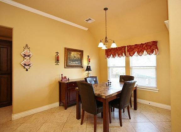 4th image of 14105 NW Teagen Ln