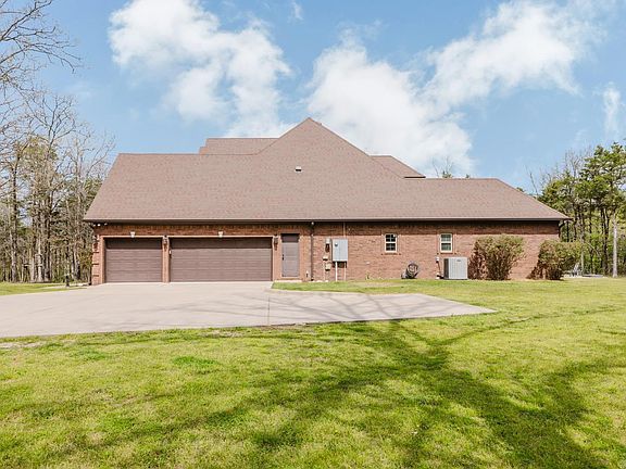 3rd image of 1164 Brookhaven Ct