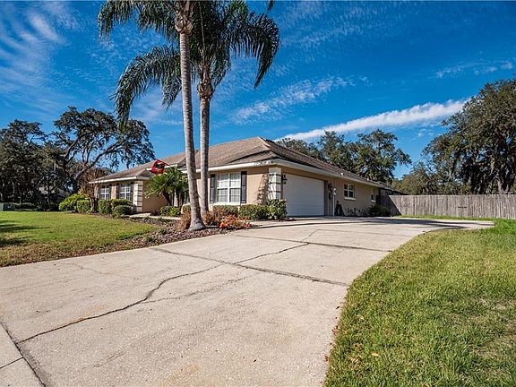 3rd image of 1802 Westminster Ct