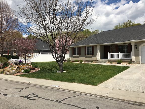 2nd image of 10258 N Forest Creek Dr