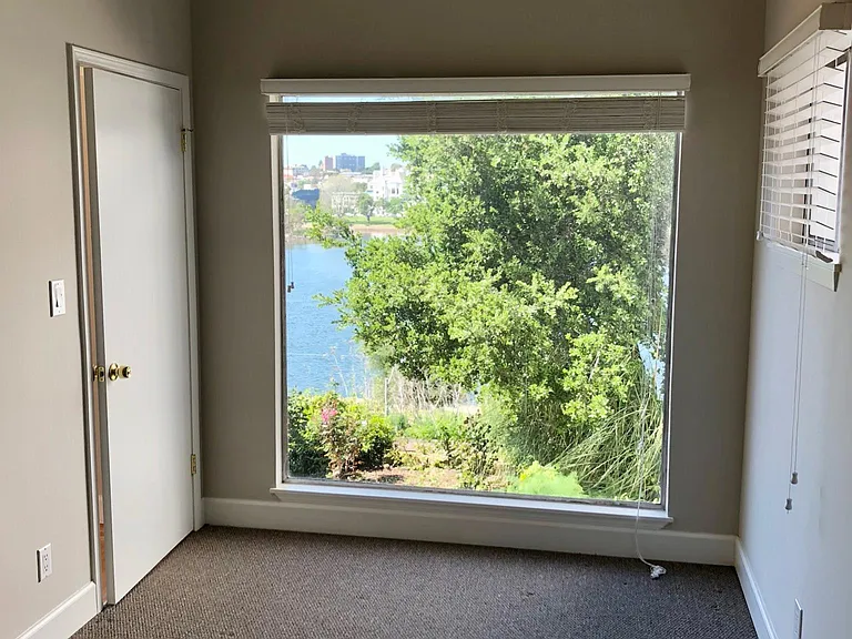 417 Wayne Ave — Photo 9
