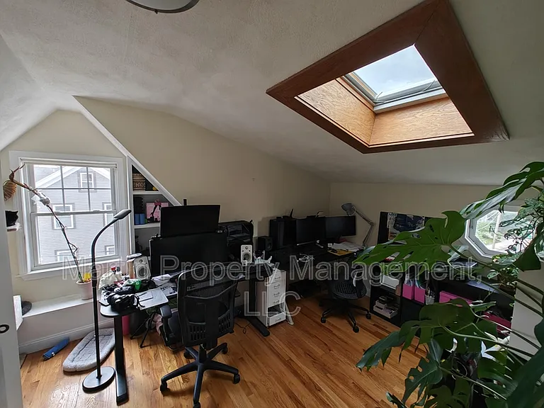 34 Vine St #1 — Photo 7