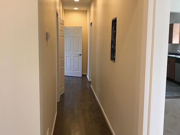 3rd image of 3312 Burnet Ave