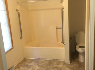 1544 E Bell Ave, Des Moines, IA 50320