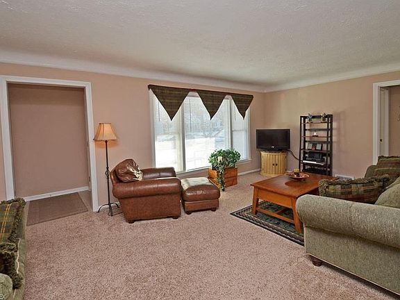 5th image of 23494 Concord Dr