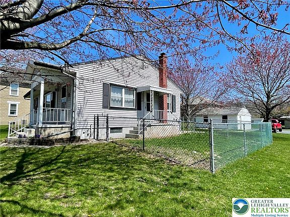 5th image of 283 Broad St