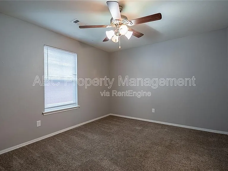 4133 W Santa Maria Ln — Photo 16