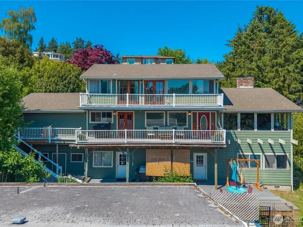 21030 7th Avenue S, Des Moines, WA 98198