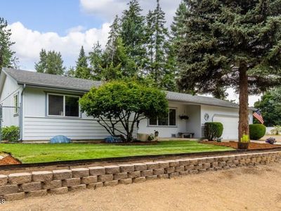 7566 W Crenshaw St, Rathdrum, ID, 83858
