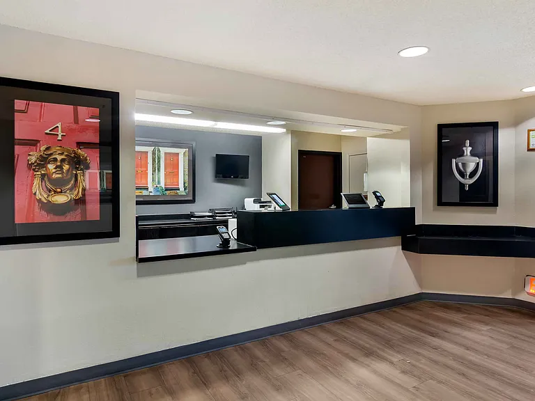 Lobby and Guest Check-in